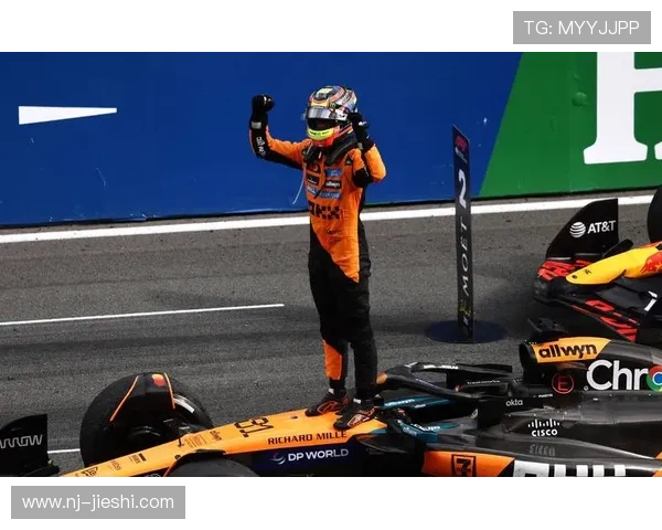 皮亚斯特里夺二练最快 梅奔包揽二三